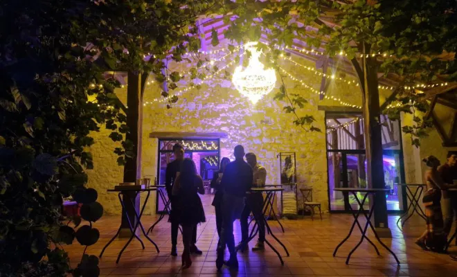Extérieur avec décoration lumineuse